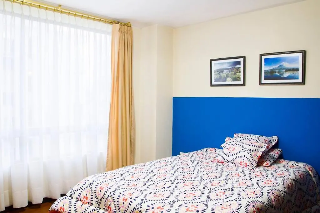 Cozy Quito Apartment With 2 Bedrooms & Views